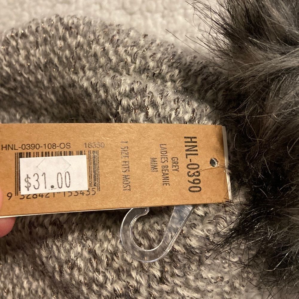 Kooringal grey ladies beanie mimi NWT - Picture 5 of 5
